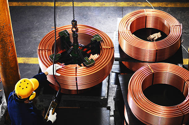 Overview of worker testing copper coils 