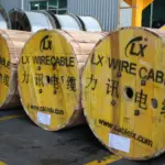 Fibre optique vs câble à fibre optique: Quelle est la différence?